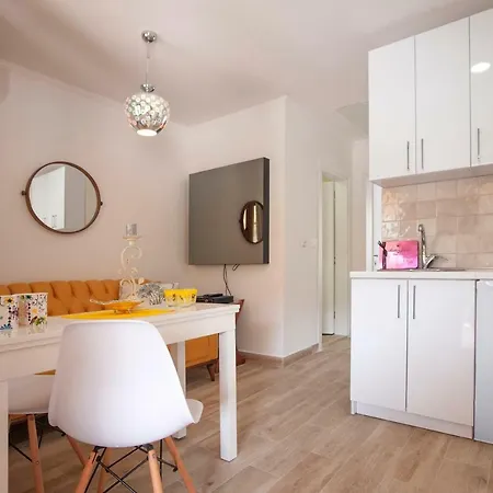 D Apartment