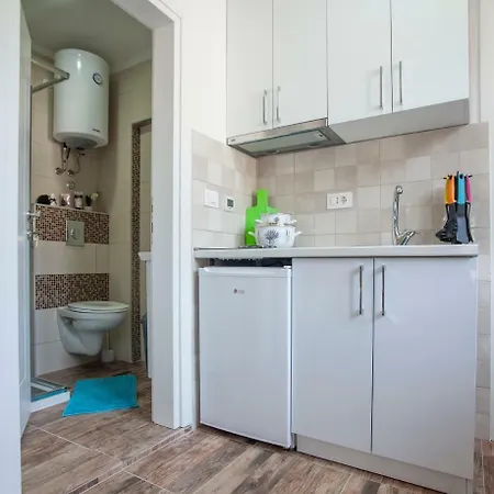 D Apartment *